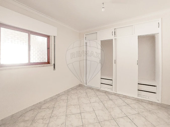 Apartamento T1 para Venda em São João das Lampas e Terrugem Foto 11