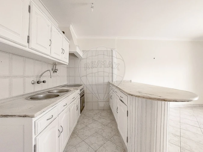 Apartamento T1 para Venda em São João das Lampas e Terrugem Foto 3