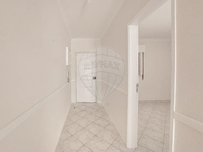 Apartamento T1 para Venda em São João das Lampas e Terrugem Foto 9