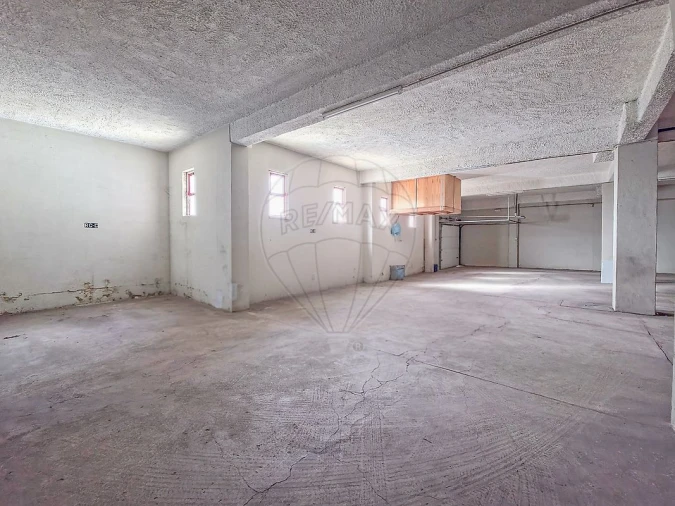 Apartamento T1 para Venda em São João das Lampas e Terrugem Foto 1