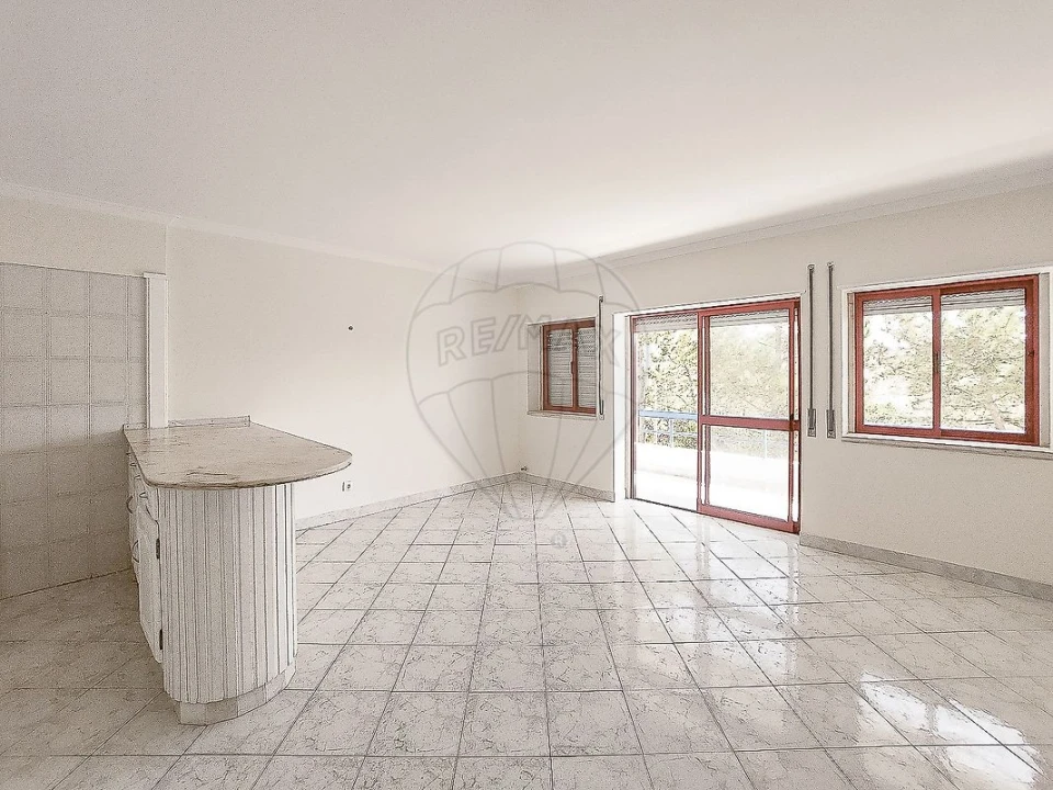 Apartamento T1 para Venda em São João das Lampas e Terrugem Foto 4