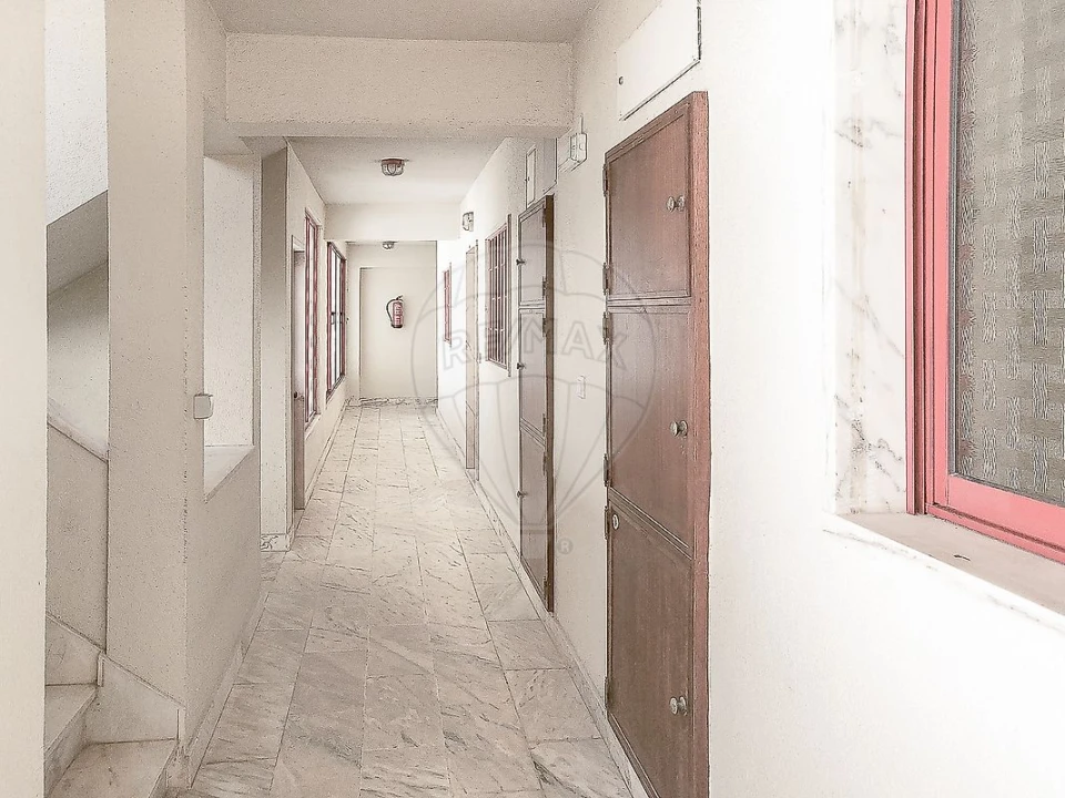 Apartamento T1 para Venda em São João das Lampas e Terrugem Foto 6