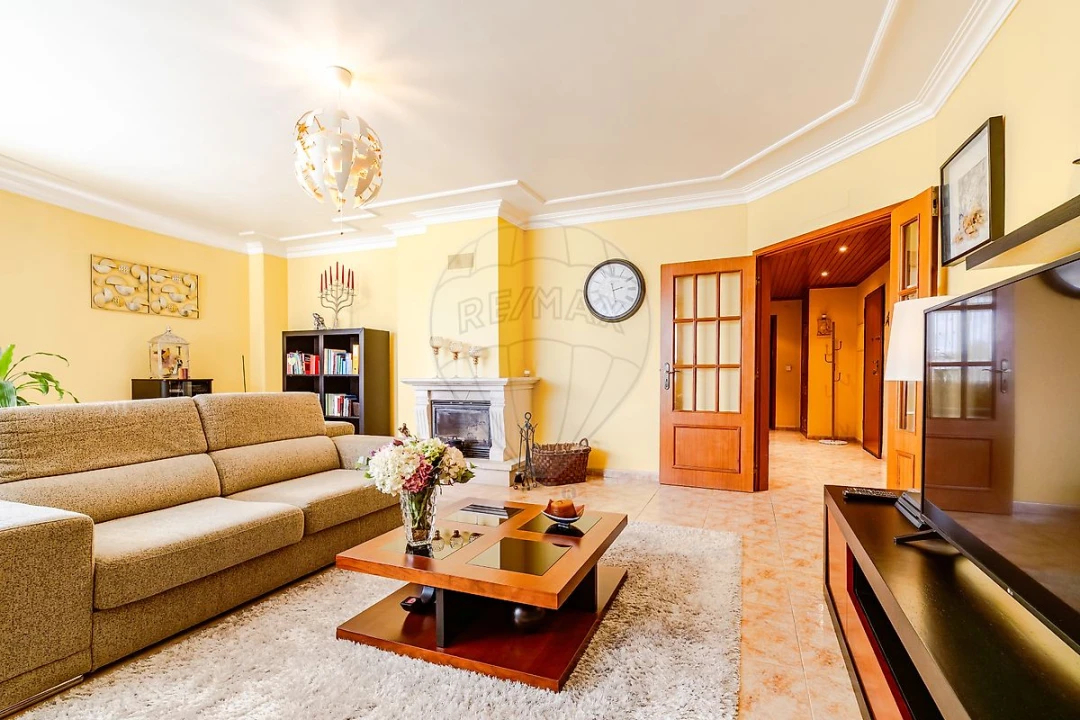 Apartamento T3 para Venda em Vialonga Foto 7