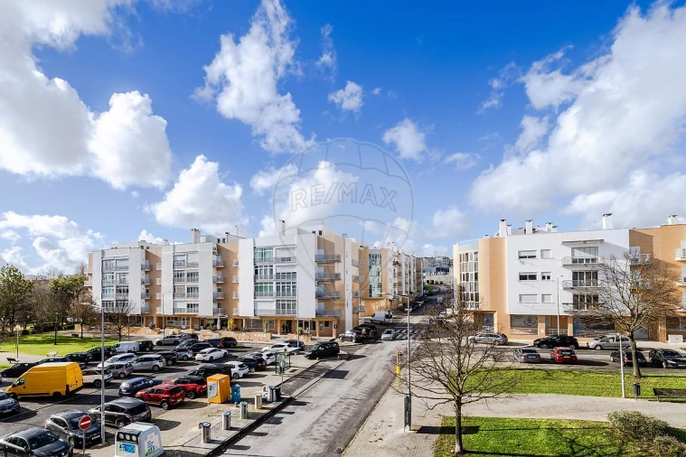 Apartamento T3 para Venda em Vialonga Foto 8