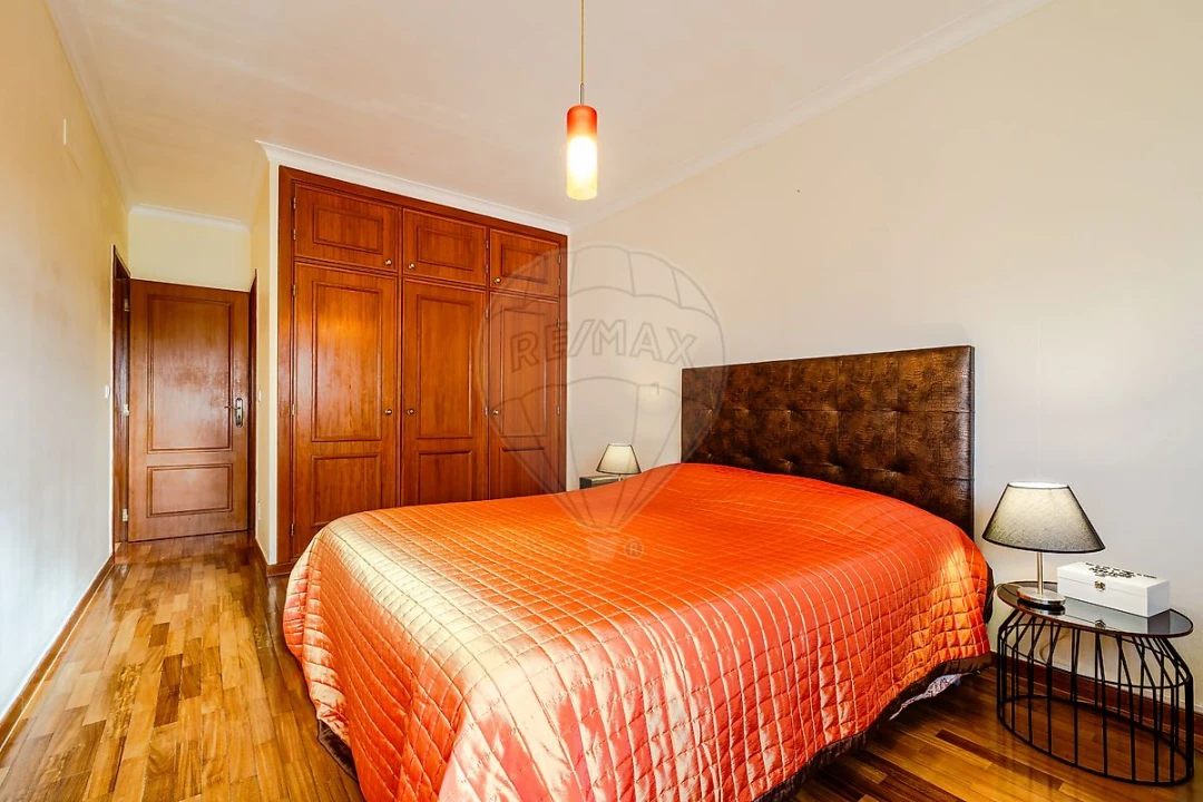 Apartamento T3 para Venda em Vialonga Foto 24