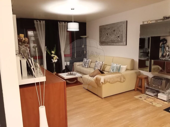 Apartamento T3 para Venda em São João da Madeira Foto 3