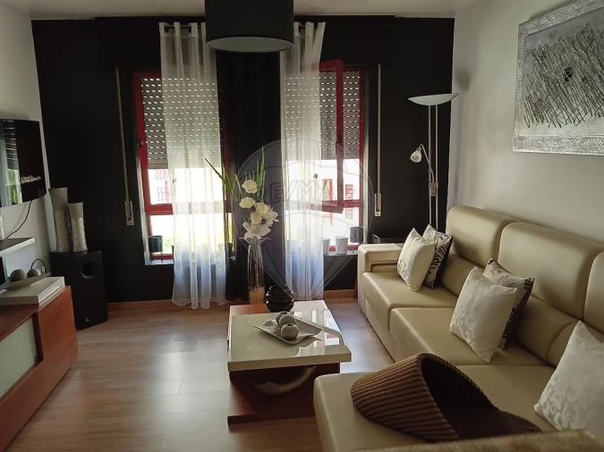 Apartamento T3 para Venda em São João da Madeira Foto 2