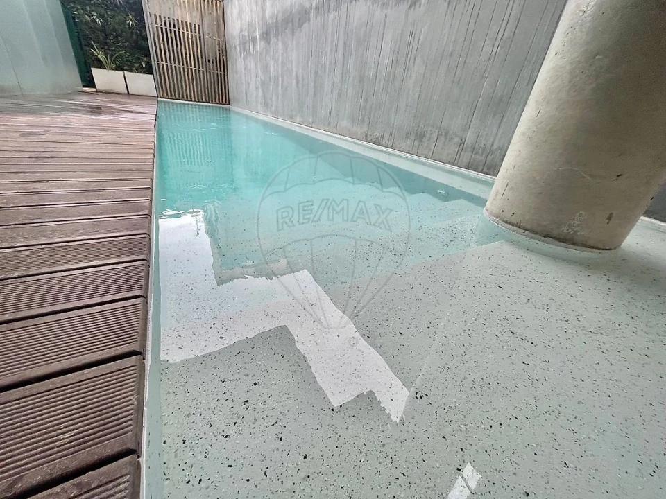 Apartamento T1 para Venda em Santo António Foto 29