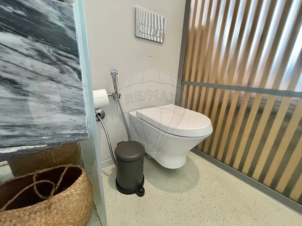 Apartamento T1 para Venda em Santo António Foto 16