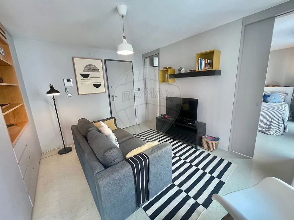 Apartamento T1 para Venda em Santo António Foto 7
