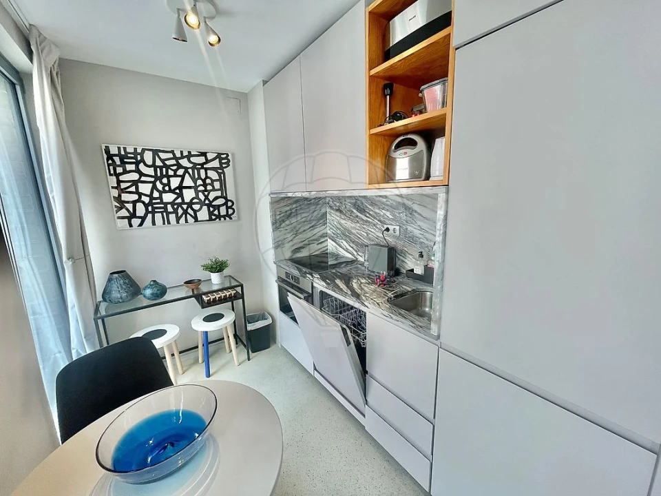 Apartamento T1 para Venda em Santo António Foto 22