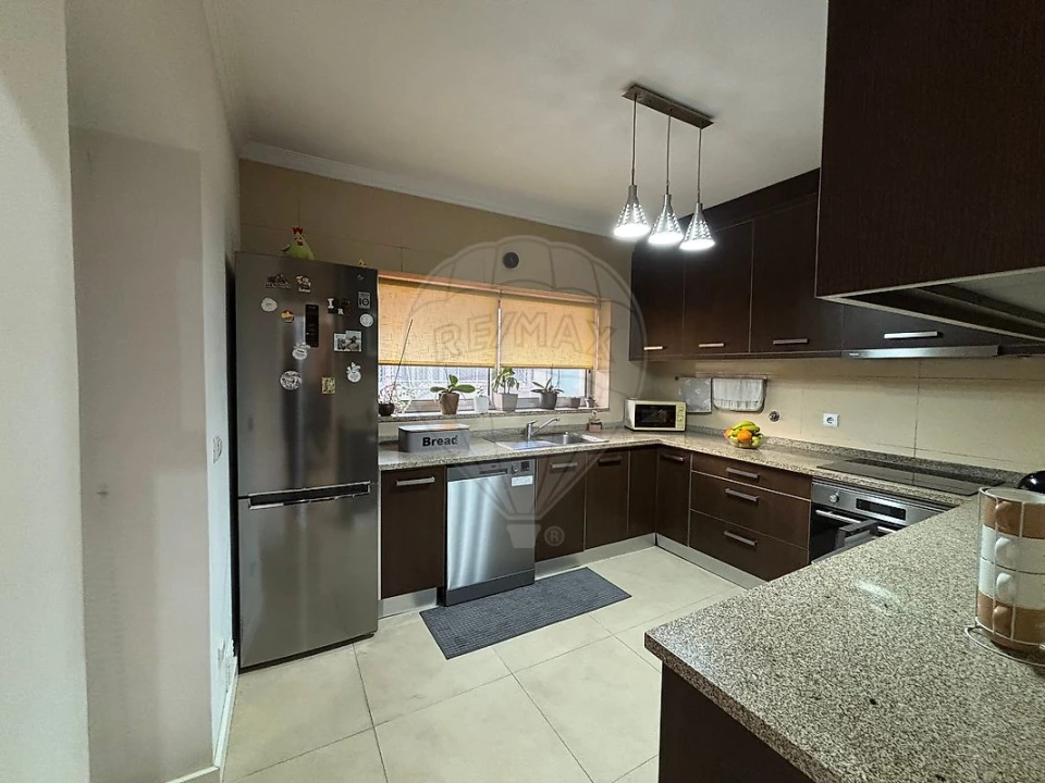 Moradia T3 para Venda em Avanca Foto 8