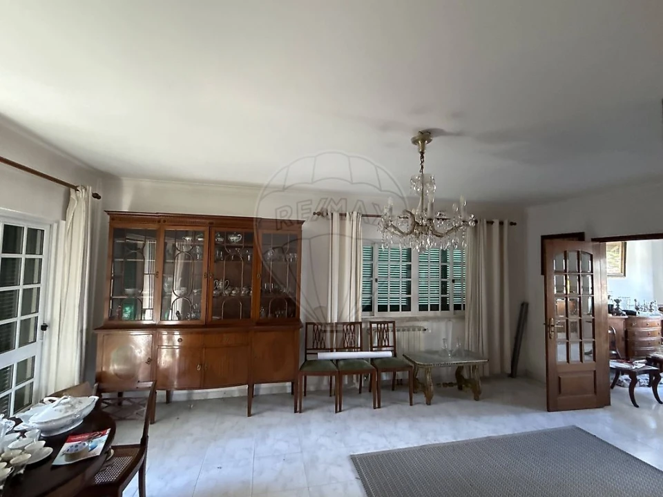 Moradia T5 para Venda em Oeiras e São Julião da Barra, Paço de Arcos e Caxias Foto 6