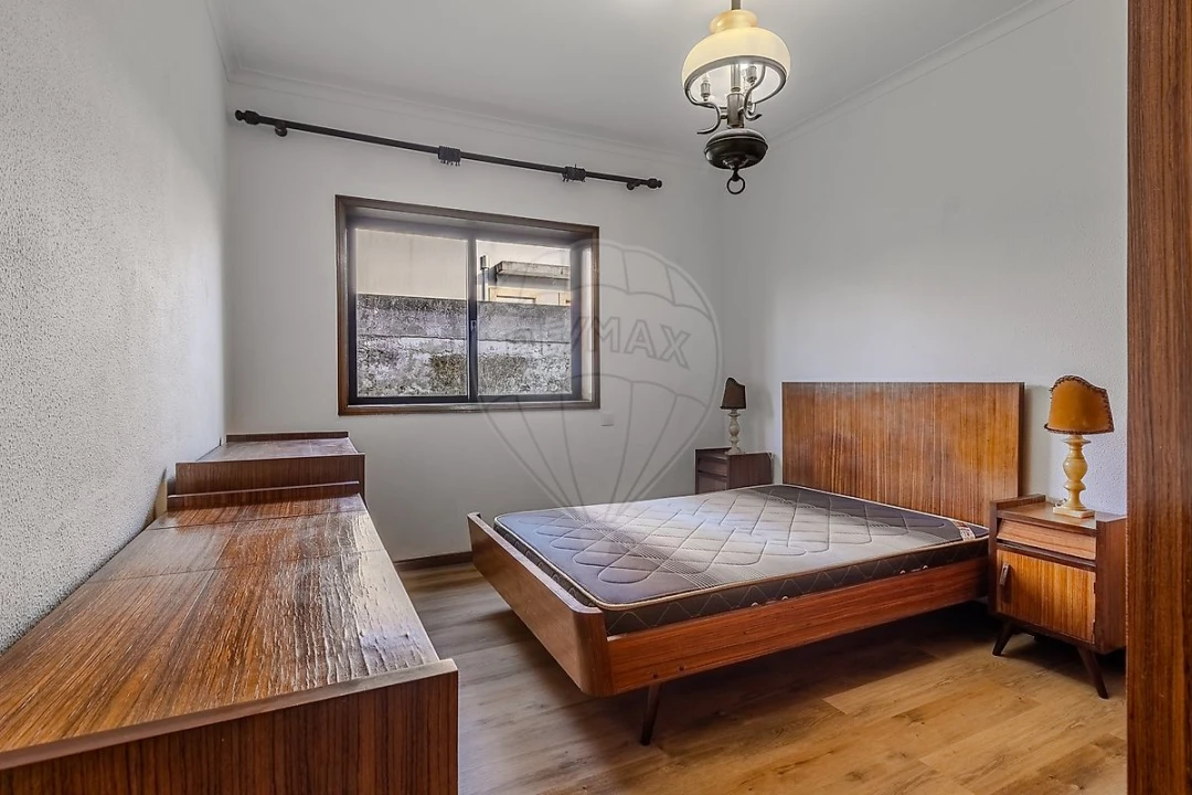 Apartamento T2 para Arrendamento em Gulpilhares e Valadares Foto 9