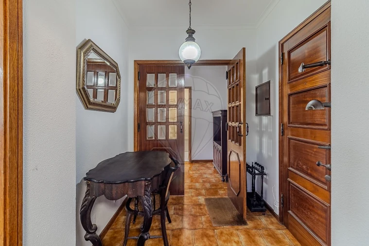 Apartamento T2 para Arrendamento em Gulpilhares e Valadares Foto 2