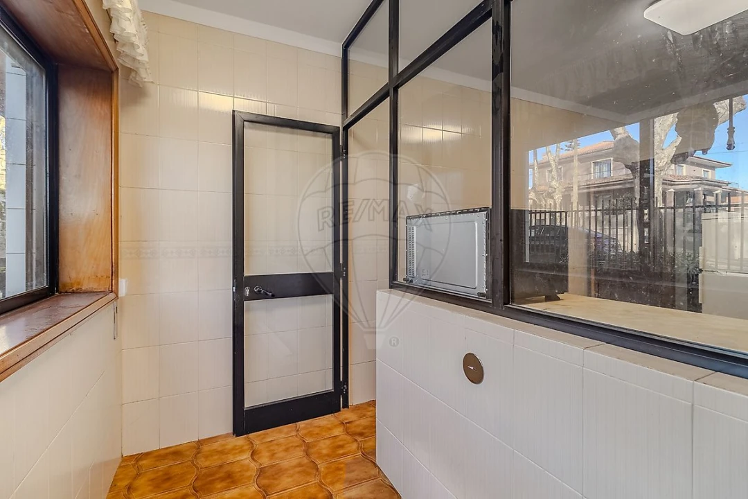 Apartamento T2 para Arrendamento em Gulpilhares e Valadares Foto 7