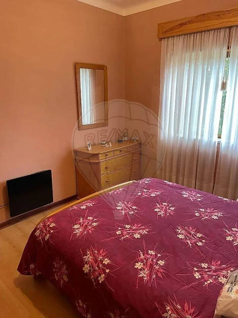 Moradia T3 para Venda em Sameice e Santa Eulália