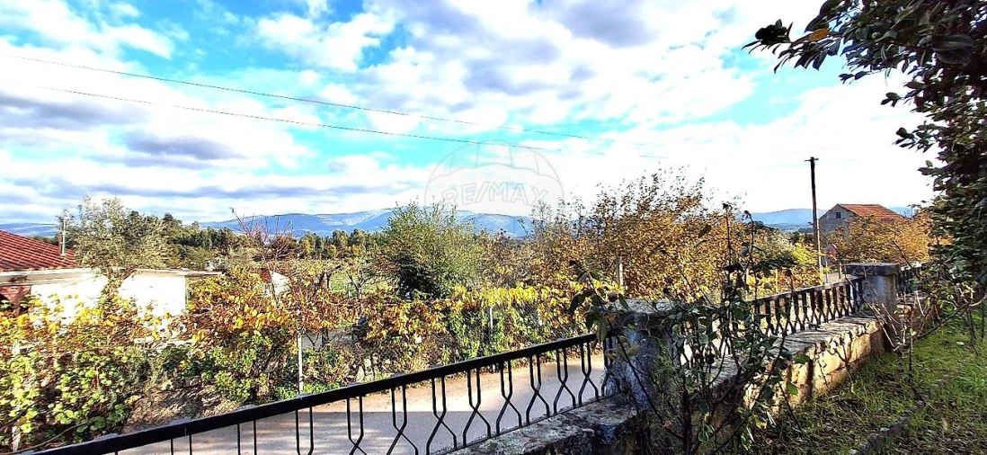 Moradia T3 para Venda em Sameice e Santa Eulália Foto 5