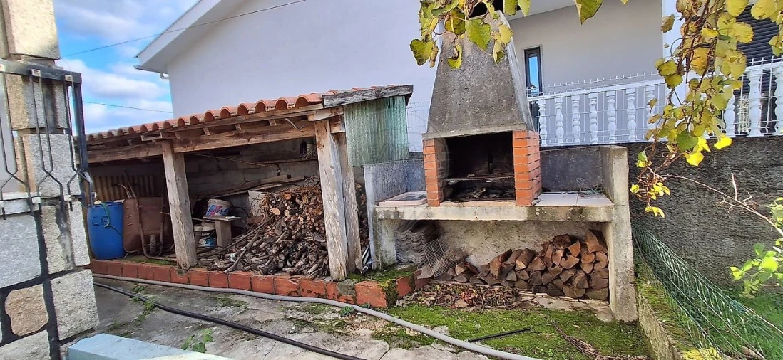 Moradia T3 para Venda em Sameice e Santa Eulália Foto 4