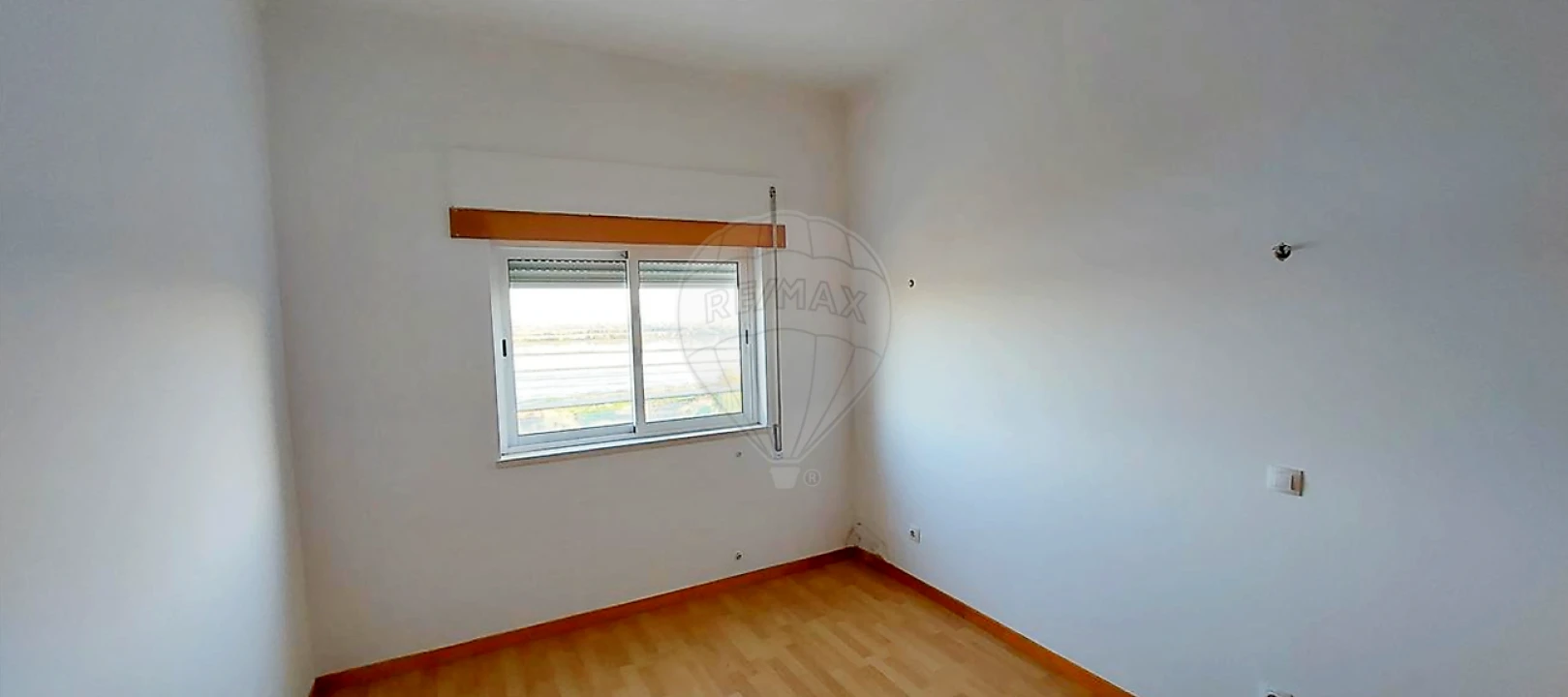 Apartamento T2 para Venda em Azambuja Foto 7