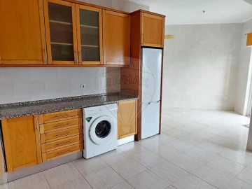 Apartamento T2 para Venda em Azambuja