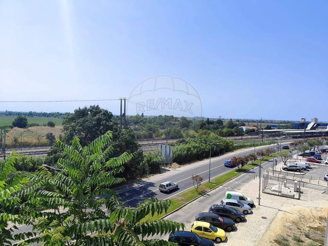 Apartamento T2 para Venda em Azambuja Foto 12