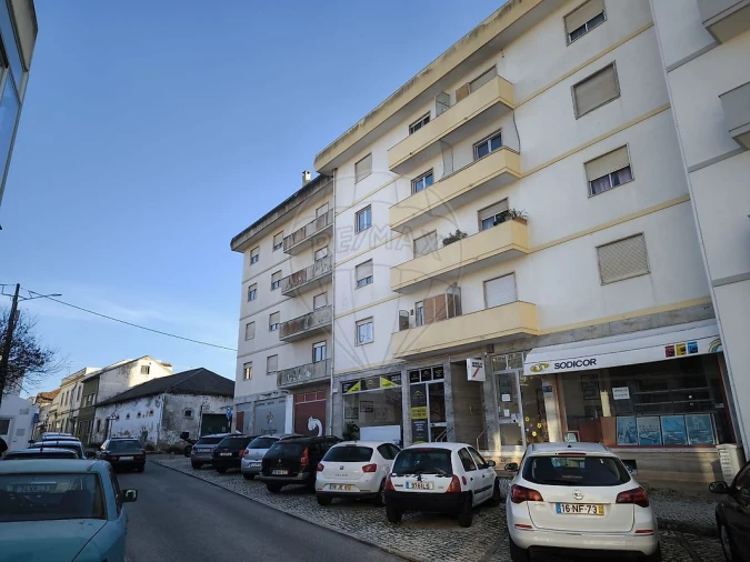 Apartamento T2 para Venda em Rio Maior Foto 13