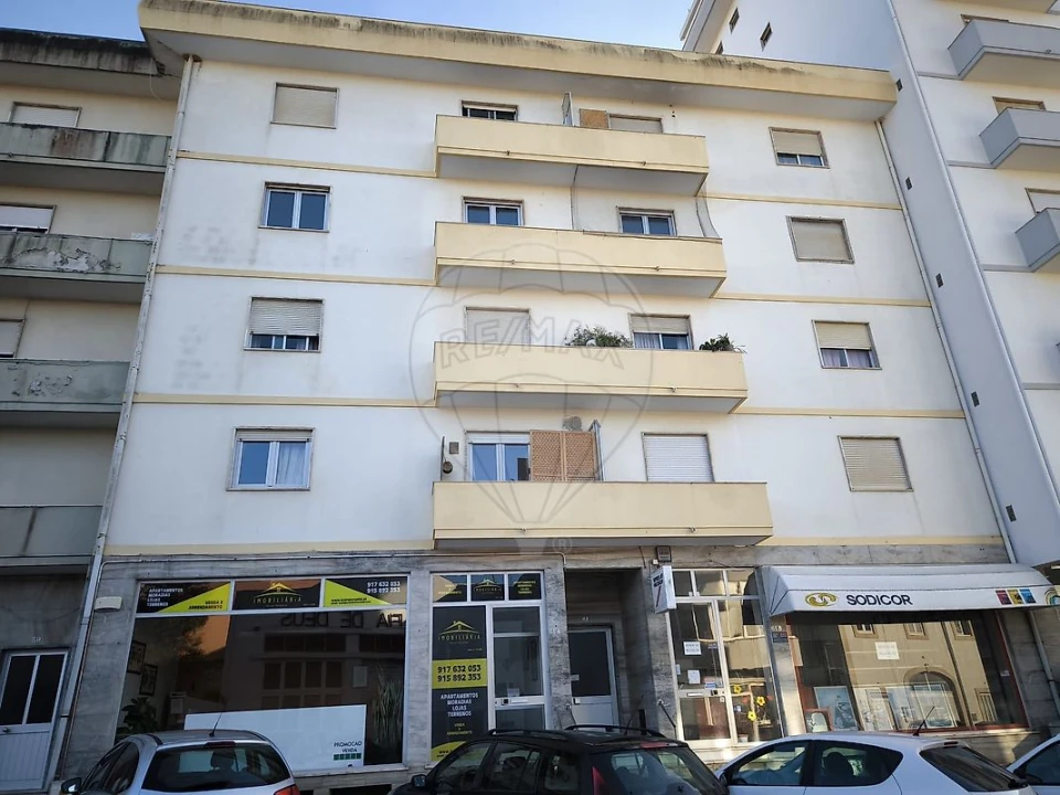 Apartamento T2 para Venda em Rio Maior Foto 18