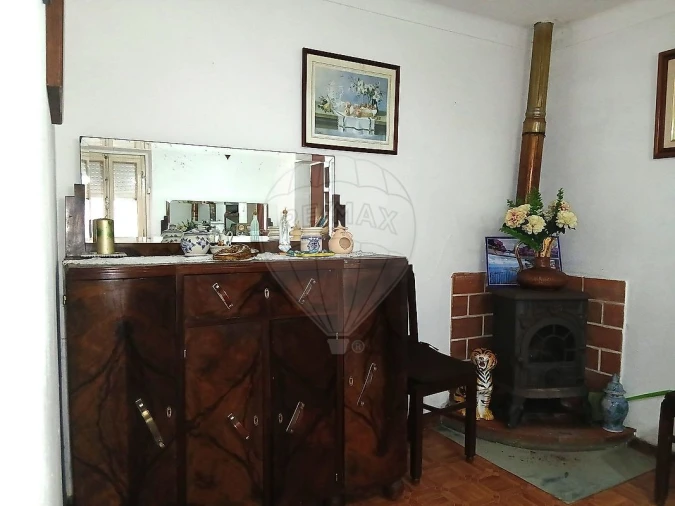 Moradia T2 para Venda em Rio Maior Foto 3