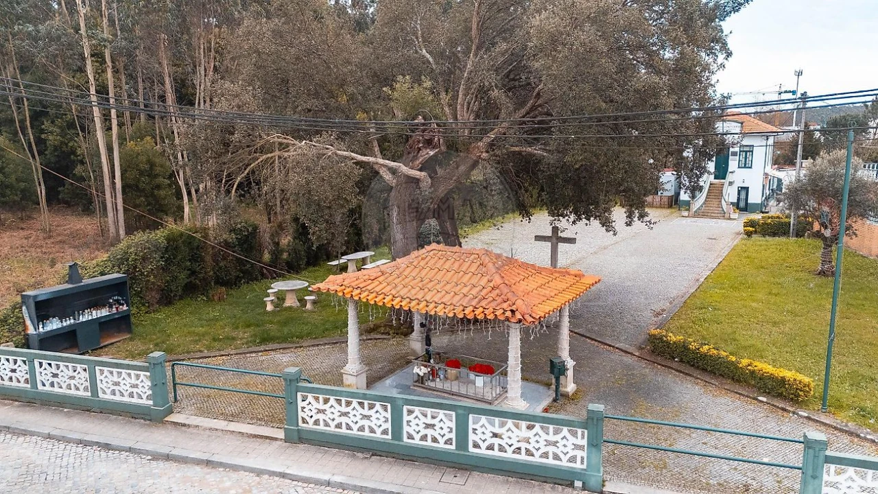 Terreno para Venda em Castêlo da Maia Foto 15