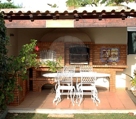 Moradia T5 para Venda em Albufeira e Olhos de Água Foto 4