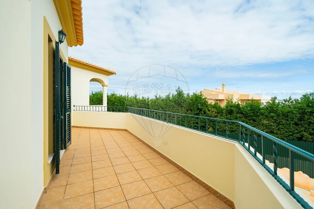 Moradia T5 para Venda em Albufeira e Olhos de Água Foto 22