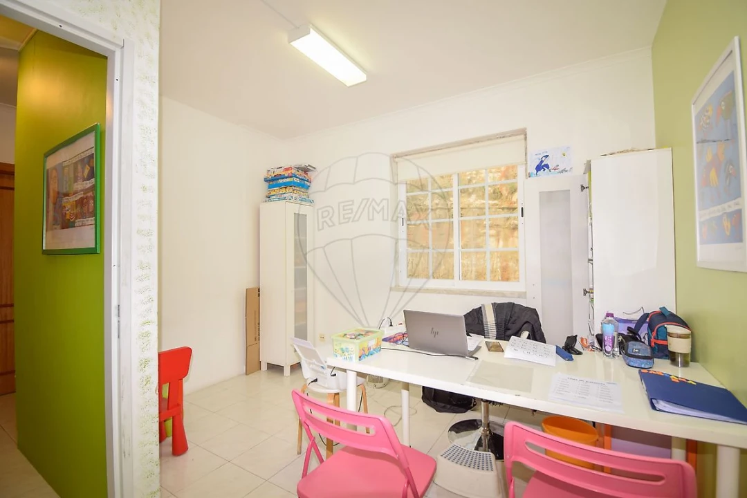 Loja para Venda em Rio de Mouro Foto 11