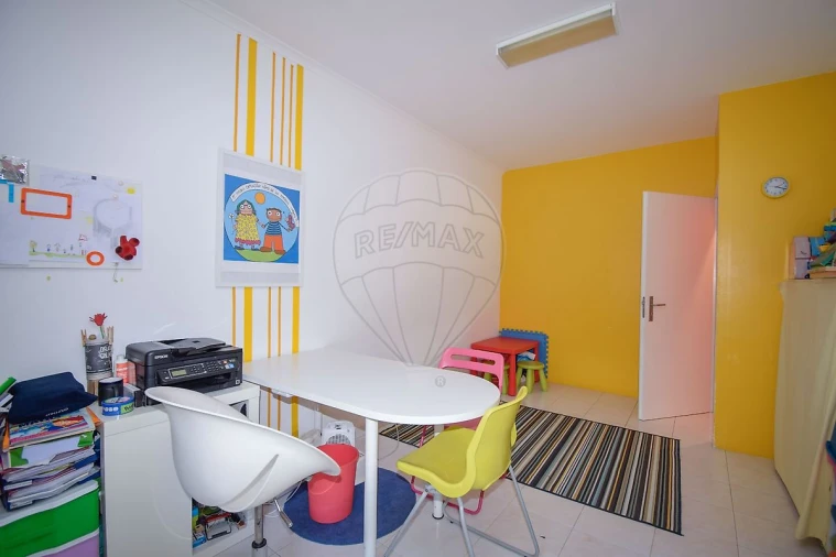 Loja para Venda em Rio de Mouro Foto 8