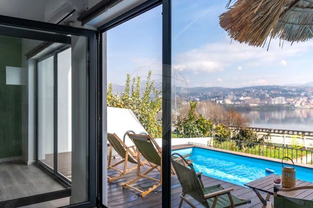 Moradia T5 para Venda em Peso da Régua e Godim Foto 4