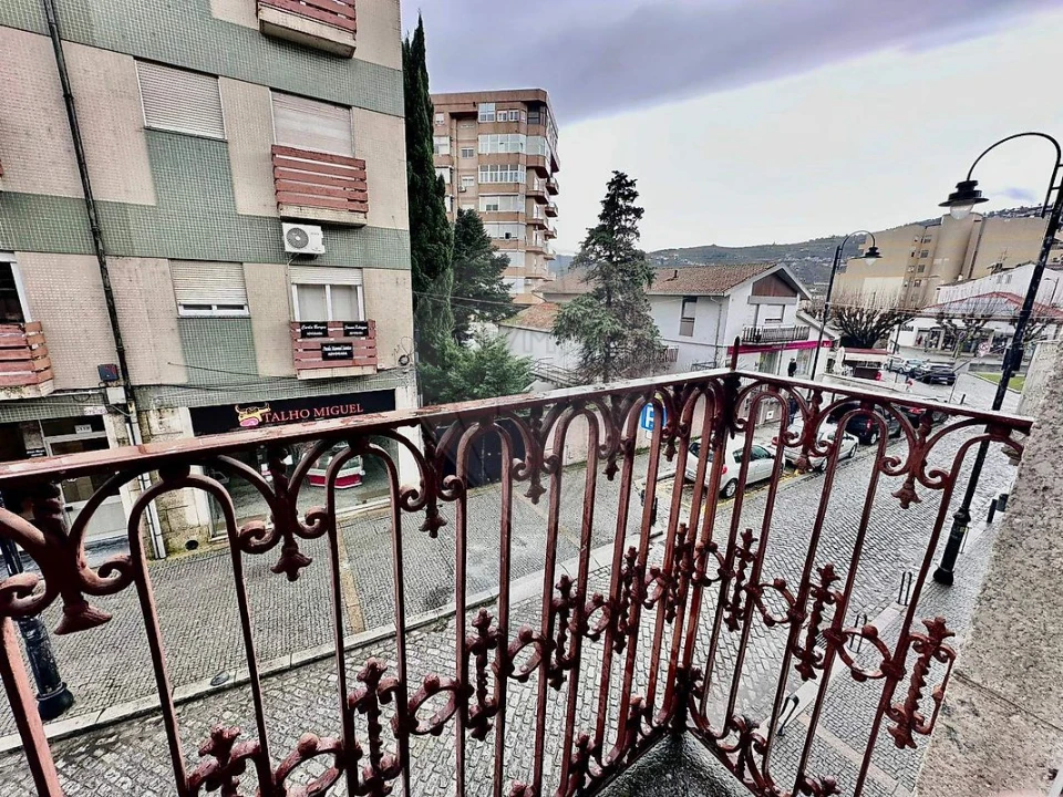 Moradia T4 para Venda em Peso da Régua e Godim Foto 19