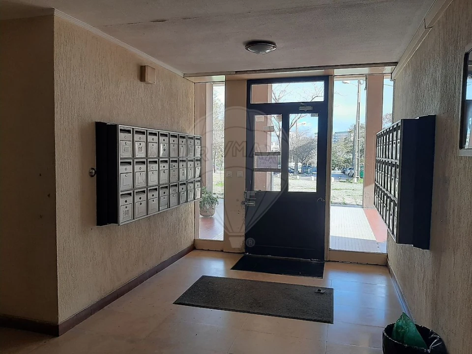 Apartamento T3 para Venda em Laranjeiro e Feijó Foto 13