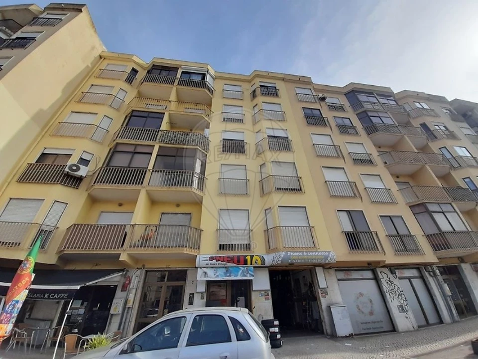 Apartamento T3 para Venda em Amora Foto 1