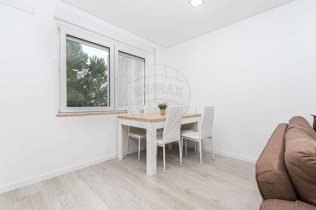 Apartamento T2 para Venda em Vialonga Foto 11