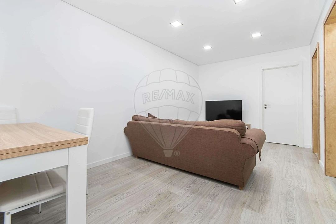 Apartamento T2 para Venda em Vialonga Foto 10