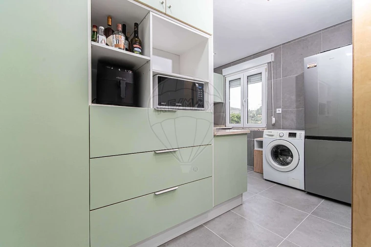 Apartamento T2 para Venda em Vialonga Foto 5