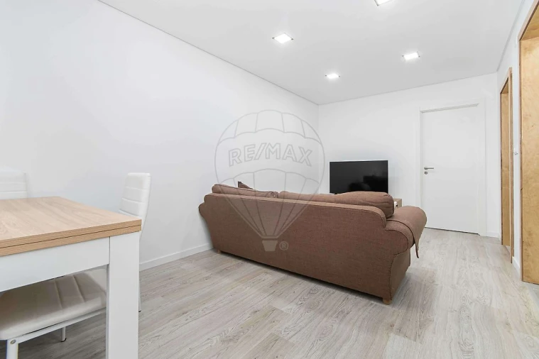 Apartamento T2 para Venda em Vialonga Foto 10