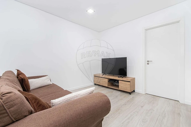 Apartamento T2 para Venda em Vialonga Foto 9