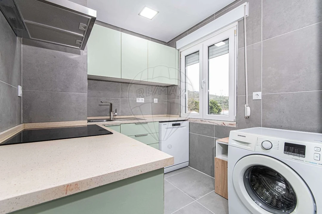 Apartamento T2 para Venda em Vialonga Foto 2