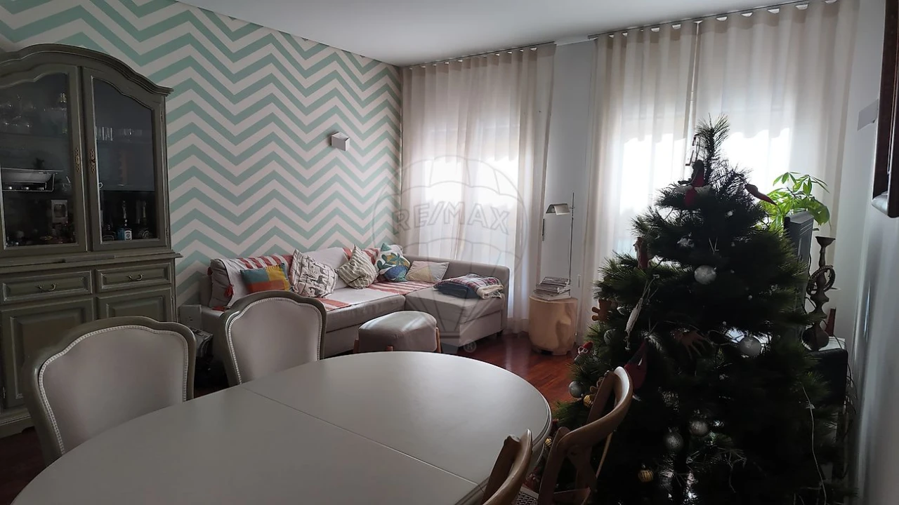 Apartamento T2 para Venda em São Vicente Foto 4