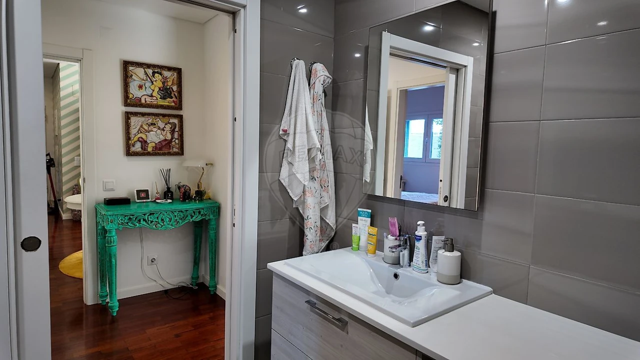 Apartamento T2 para Venda em São Vicente Foto 14