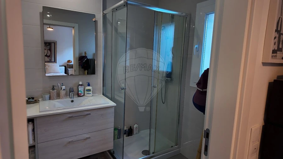 Apartamento T2 para Venda em São Vicente Foto 8