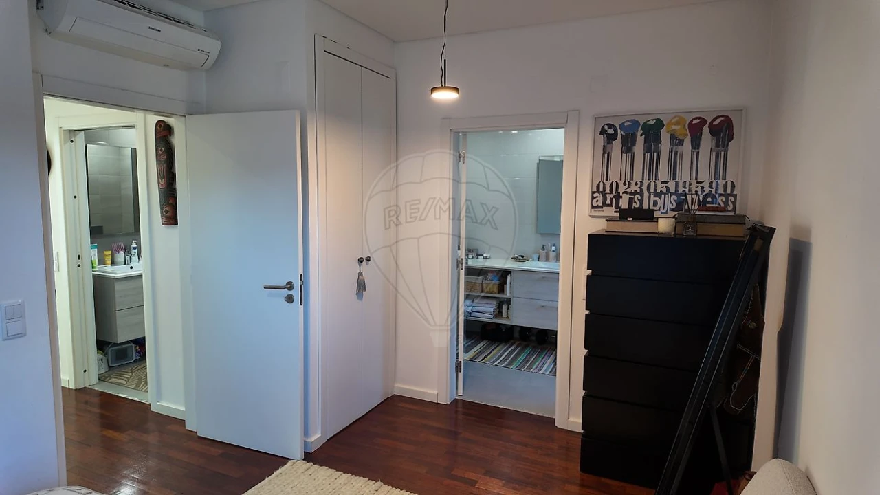 Apartamento T2 para Venda em São Vicente Foto 9