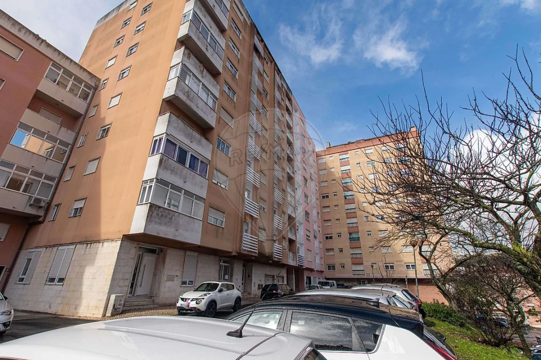 Loja para Venda em Cacém e São Marcos Foto 19