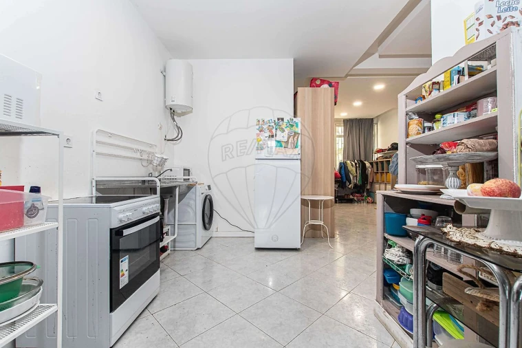 Loja para Venda em Cacém e São Marcos Foto 6